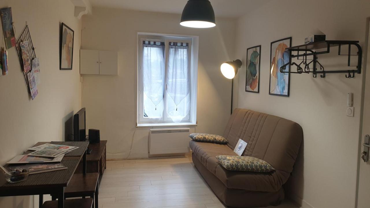 Studio Meuble Et Equipe Ingre Bagian luar foto