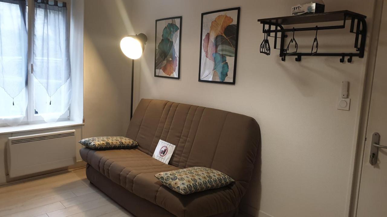 Studio Meuble Et Equipe Ingre Bagian luar foto